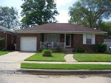 1st image of 22559 Marine Ave
