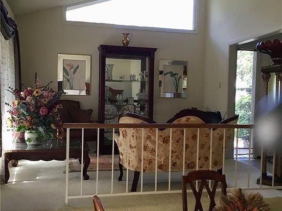 5th image of 11903 Glenda Ct