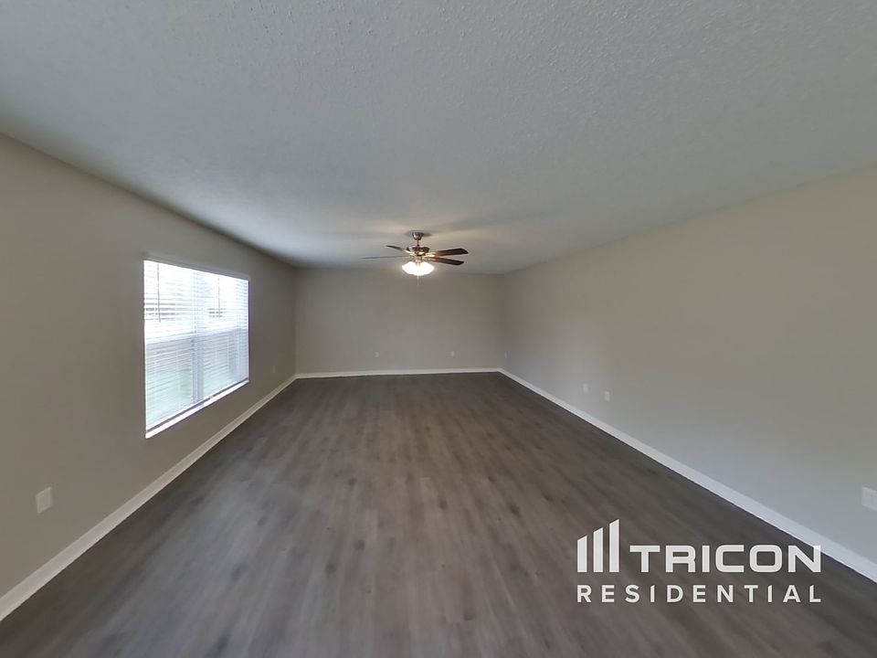 13085 Siam Dr, Spring Hill, FL 34609 | Zillow