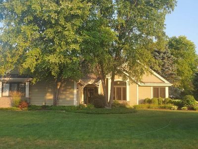 W263N2367 Deer Haven DRIVE, Pewaukee, WI, 53072