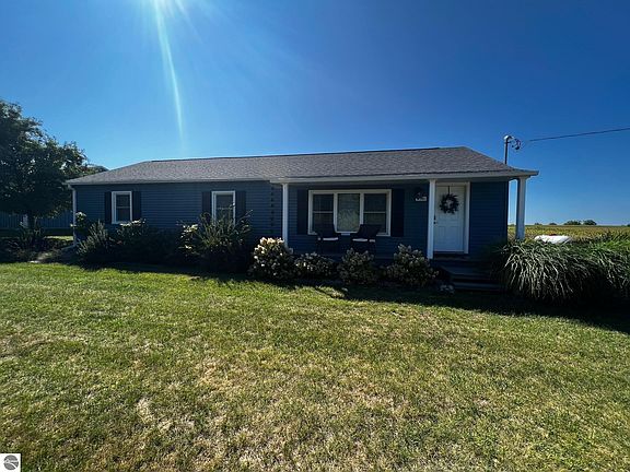 3rd image of 9741 Bates Rd