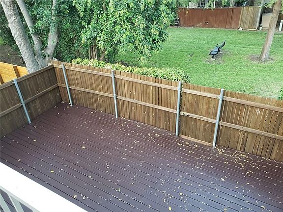 4th image of 2906 Country Place Cir