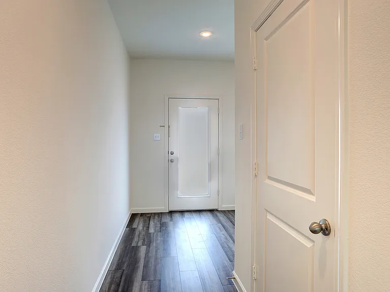 616 Cherry Creek Ln — Photo 16