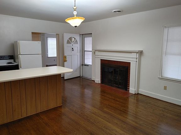 4th image of 813 Apperson Dr APT 1