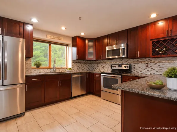 62 Schooner Landing, Hampton, NH 03842