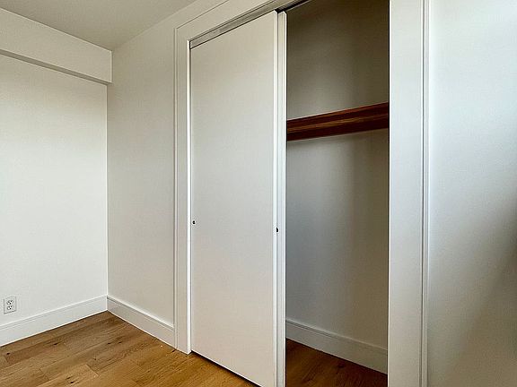 5th image of 115 E 122nd St #11