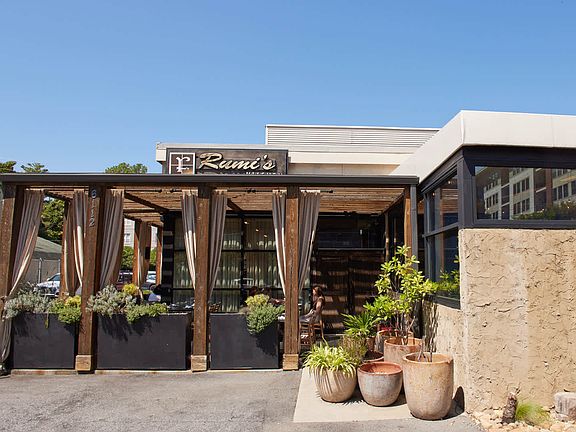 Rumi's Kitchen for Authentic Persian Dining