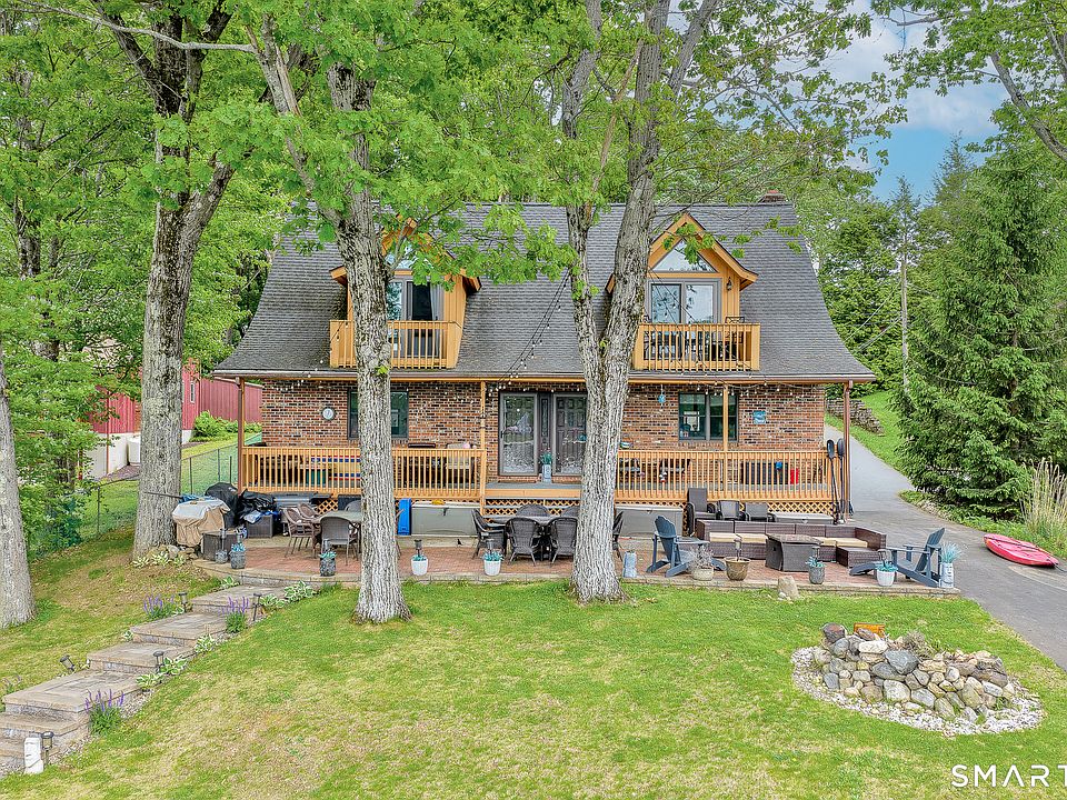 1st image of 15 Averyll Avenue