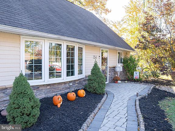 5th image of 154 Juniper Dr