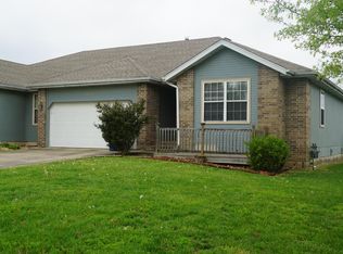 1072 E Atlantic St, Springfield, MO 65803