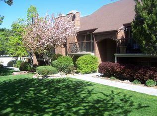8159 Cottonwood Hills Cir, Sandy, UT 84094