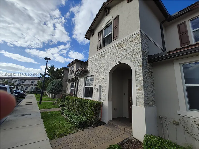 2353 NW 122nd Ter #0 — Photo 3