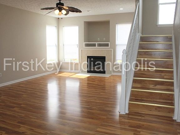 4th image of 12812 Broncos Dr