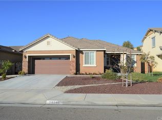 29250 Crescent Ridge Dr, Lake Elsinore, CA 92530