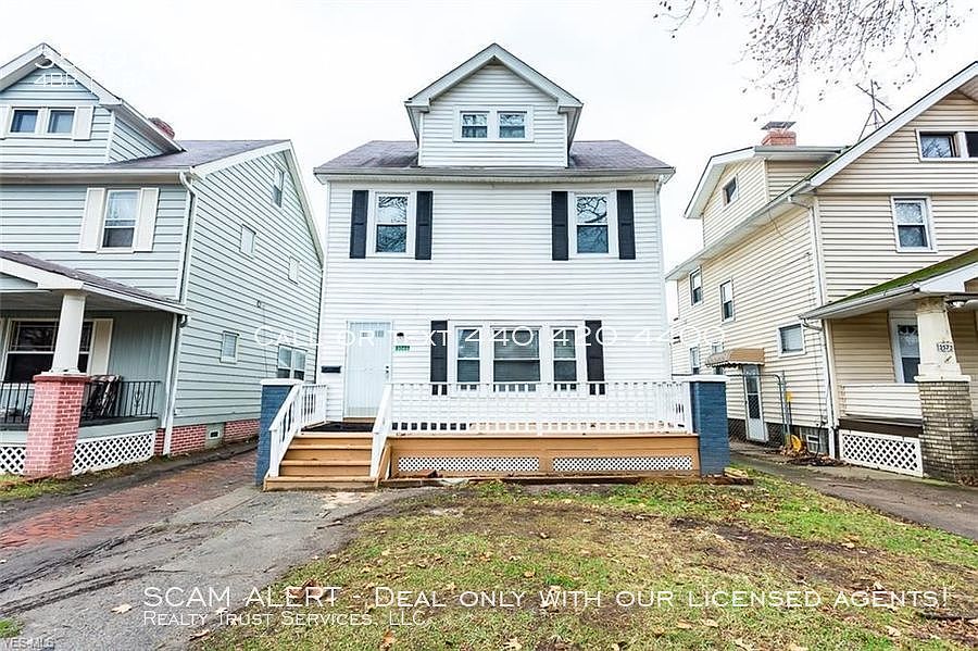 1st image of 3569 W 127th St