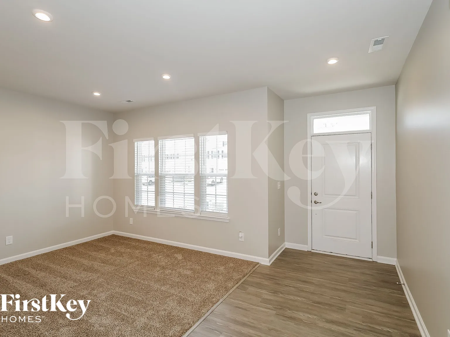 5 bed, 4.0 bath, 2826 sqft, $2,420 — Photo 3