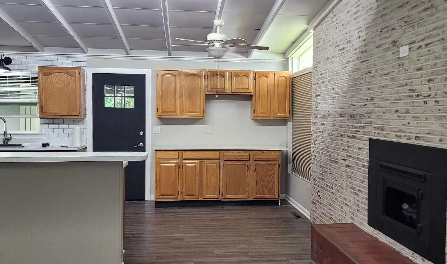 3 bed, 1389 sqft, $1,650 — Photo 3