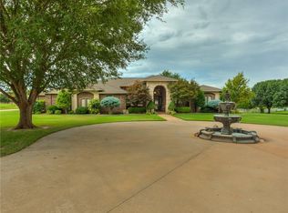 444 W Benton Ave, Sayre, OK 73662