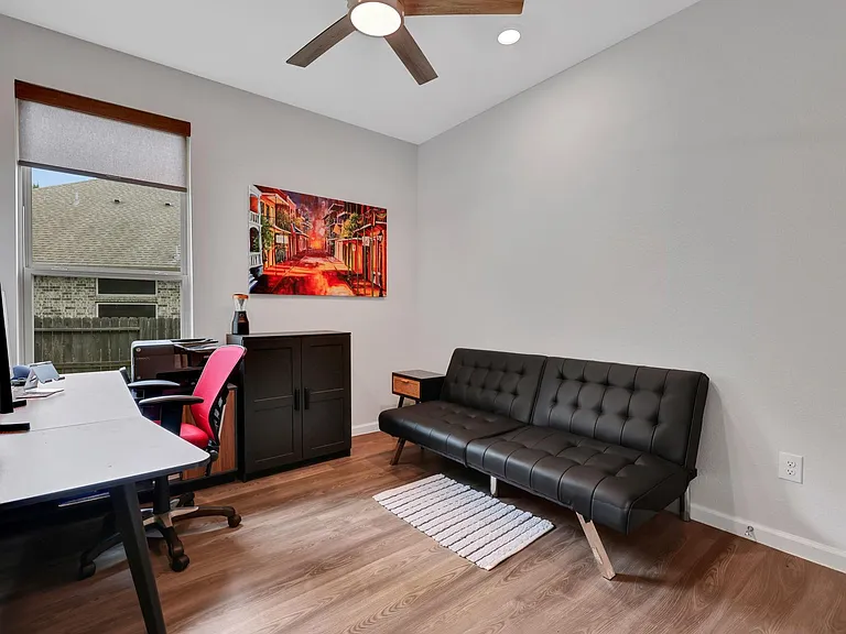 4933 Chester Lake Ln — Photo 16