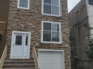 206 Woodward St, Jersey City, NJ 07304