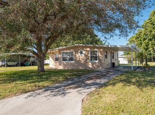 470 Palmetto Dr NE, Pt Charlotte, FL 33952