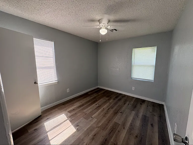 3rd bedroom (2)_06052026