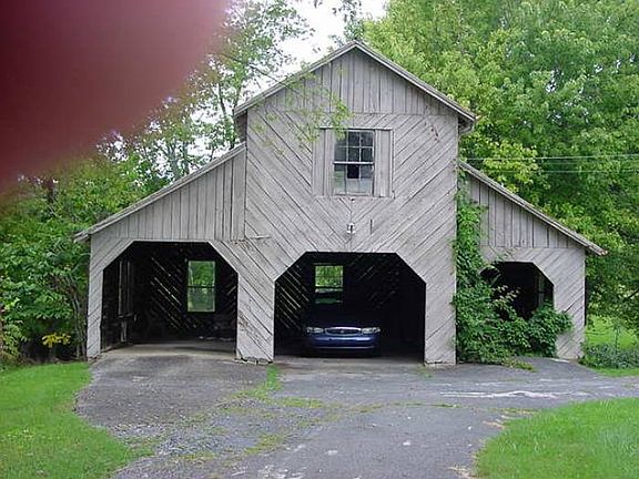 Detached Garage/Storage