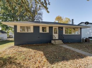 407 2nd St NE, Hayfield, MN 55940