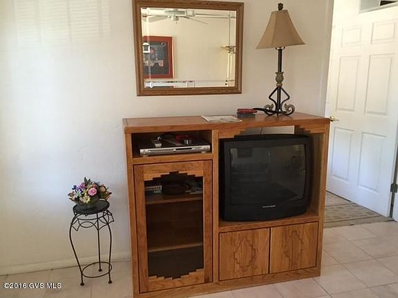 4th image of 423B S Paseo Lobo