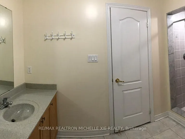 28 Bartlett Rd — Photo 16
