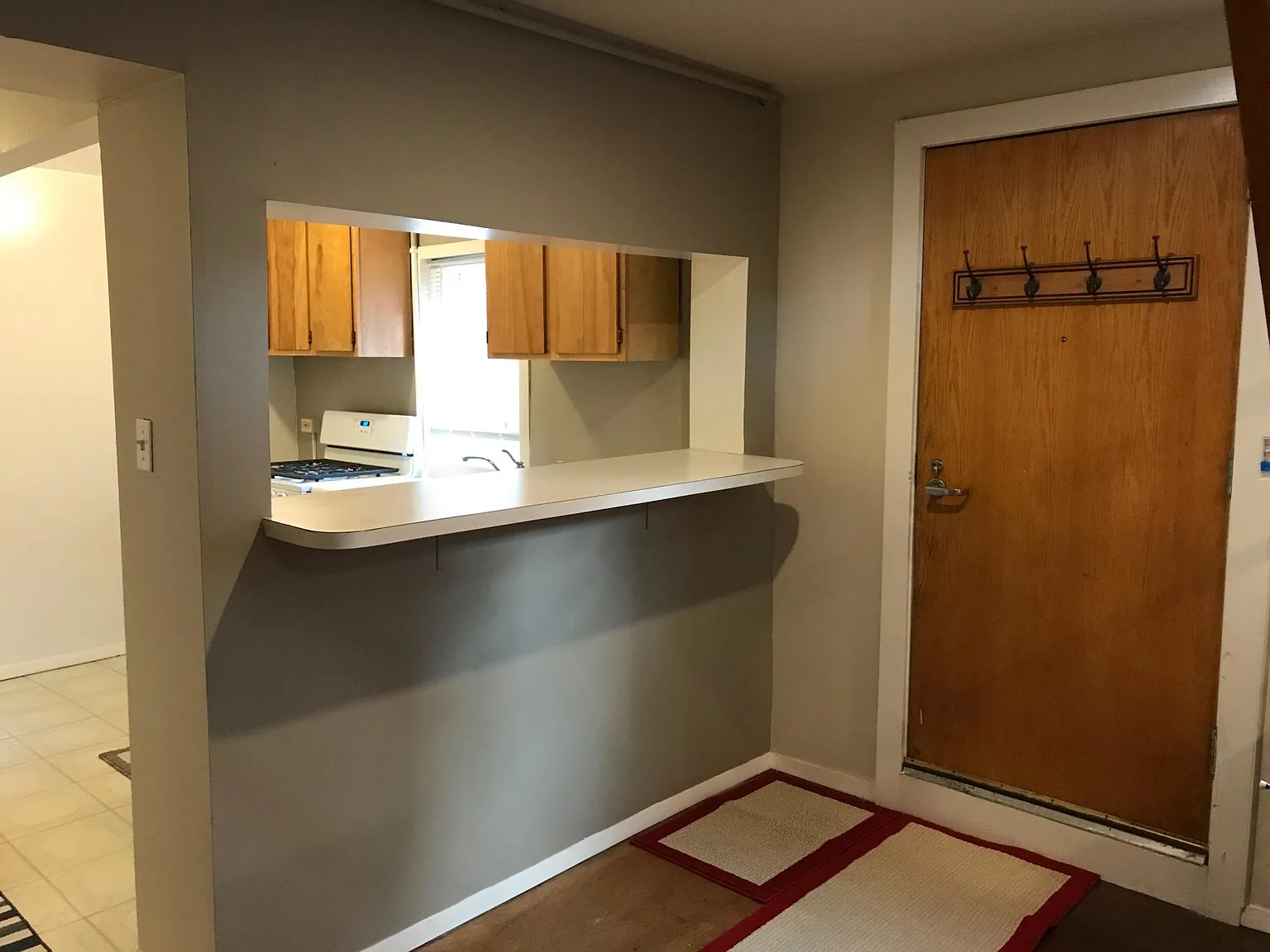 1 bed, 800 sqft, $1,895 — Photo 2