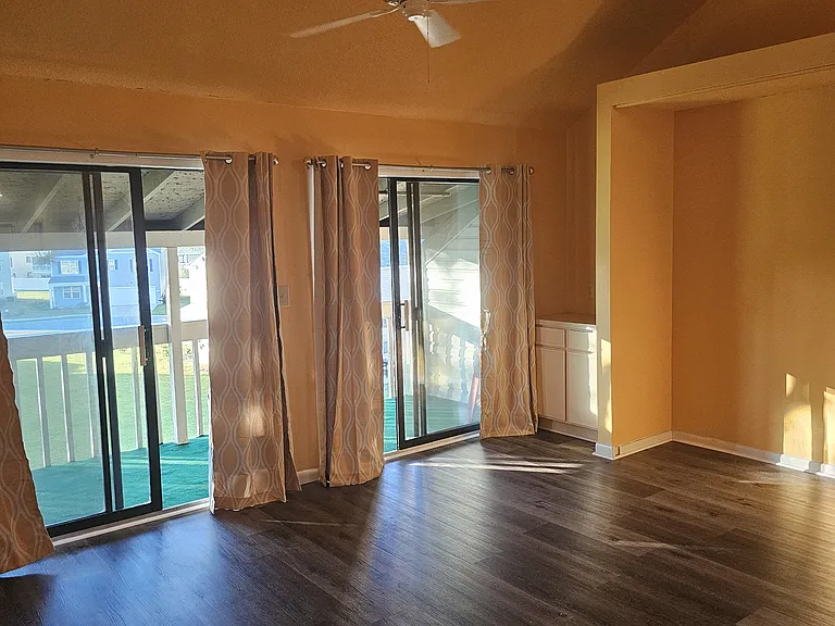 500 Fairway Village Dr #4 — Photo 4