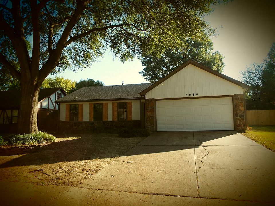 1st image of 3086 Leeridge Dr