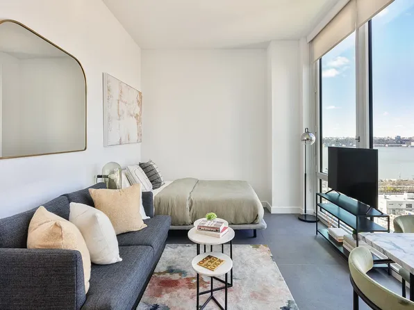 606 W 30th St, New York, NY