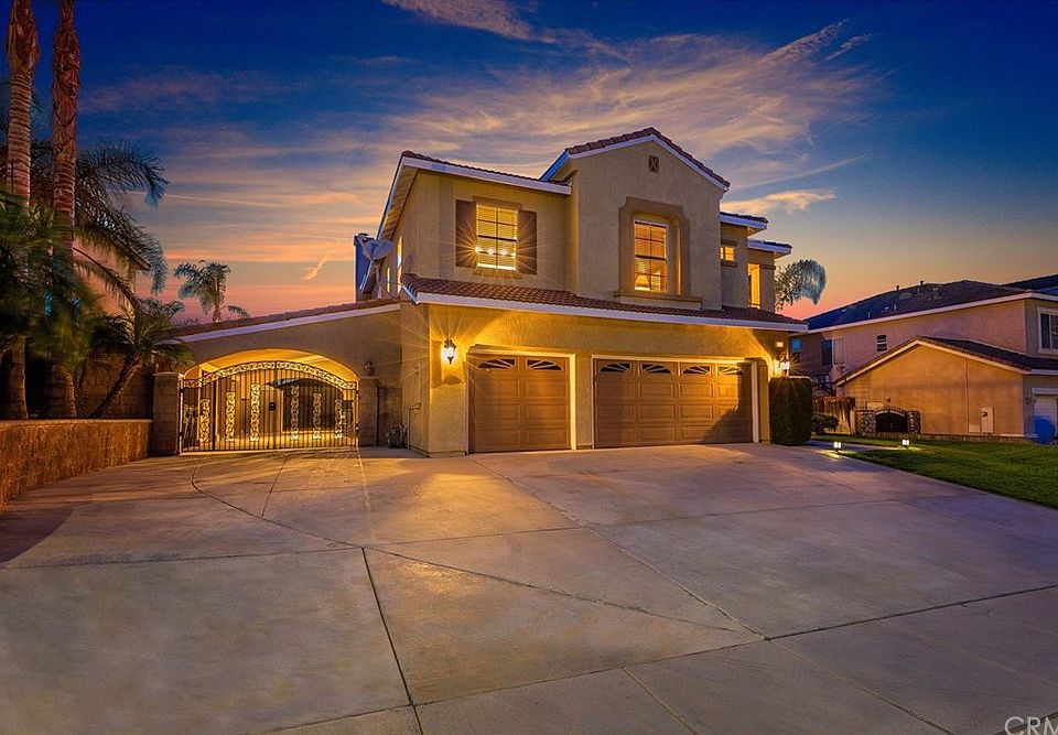 1st image of 3062 Pinehurst Dr