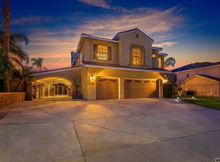 3062 Pinehurst Dr, Corona, CA 92881