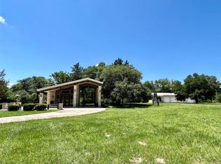 4473 Highway 90 UNIT A, Alleyton, TX 78935