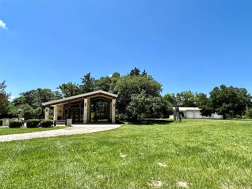 4473 Highway 90 #A Photo 1