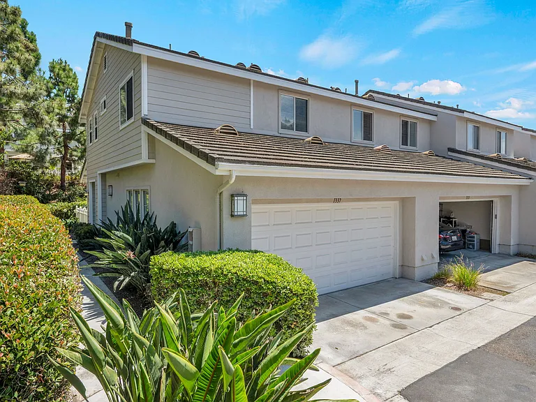 1337 Verbena Ct — Photo 11