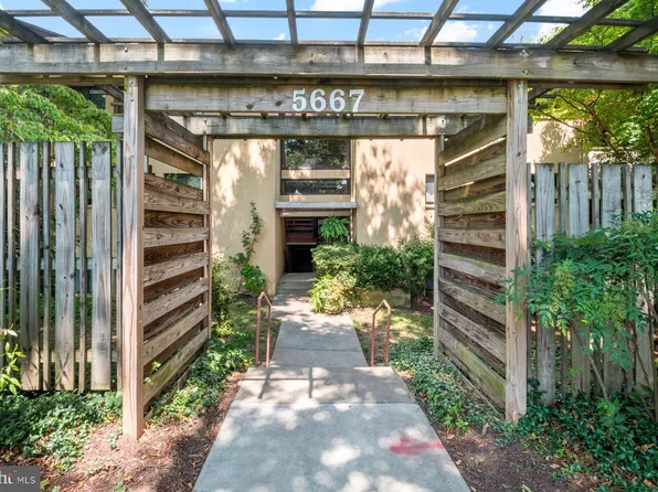 5667 Harpers Farm Rd Unit F, Columbia, MD 21044