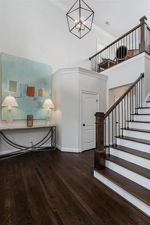 3 bed, 3.5 bath, 2817 sqft, $4,750 — Photo 4