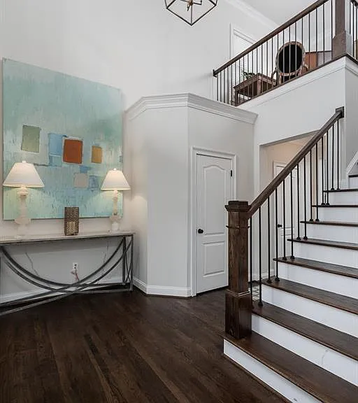 2537 Oglethorpe Cir NE — Photo 4