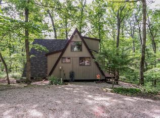 353 Seebrook Lake Dr, Wright City, MO 63390