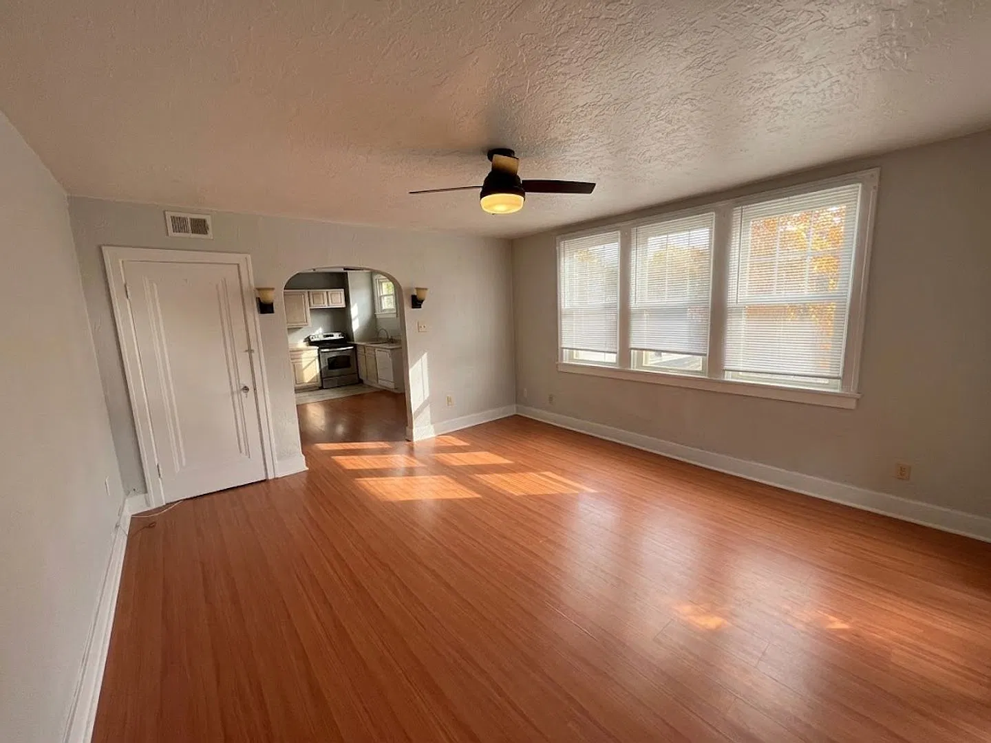 119 Central Square — Photo 3