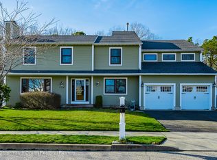 258 Duck Pond Ln, Brick, NJ 08723