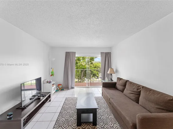 7745 SW 86th St #D-316, Miami, FL 33143