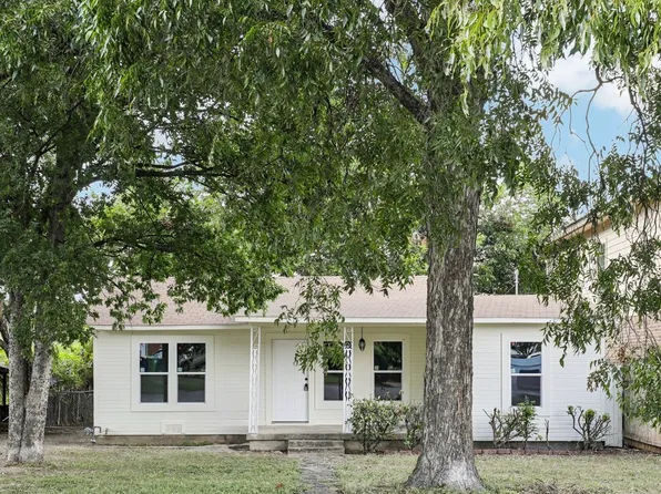 8028 Hanon Dr, White Settlement, TX 76108