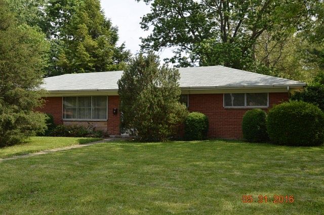 1st image of 216 Pamela Ave