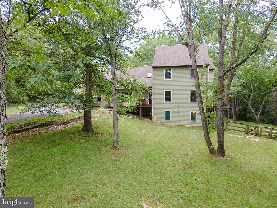 544 Chandler Dr, Shepherdstown, WV 25443 MLS WVJF2008680 Zillow