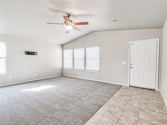 2nd image of 1000 Hyacinth Hollow Dr